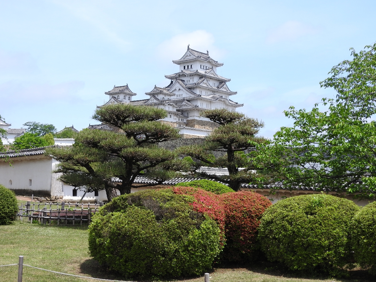 37 Himeji Castle